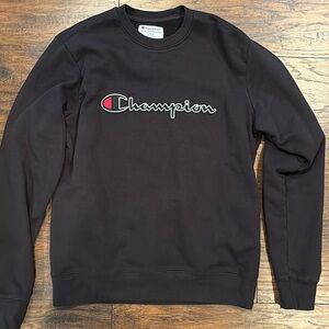 Champion Crew Neck Sweatshirt Men’s size medium